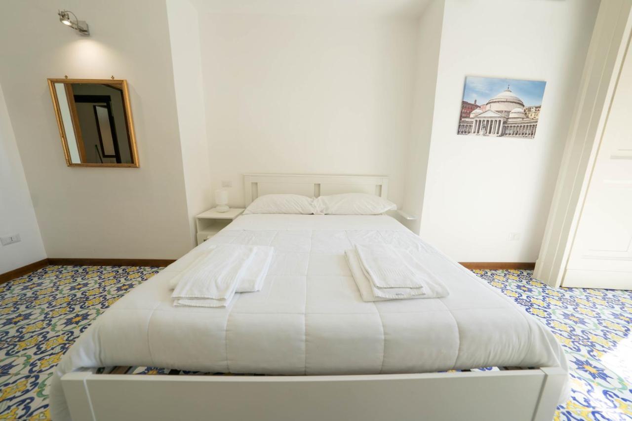 ナポリ Arcoleo Prestige By Dimorra Bed & Breakfast エクステリア 写真